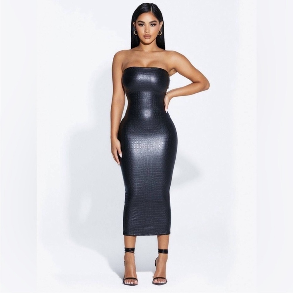 Naked wardrobe black crocodile dress